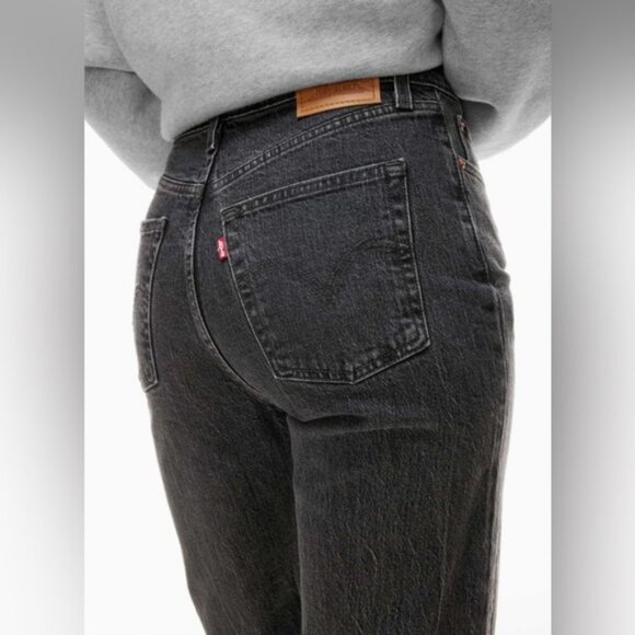 Levis Ribcage Straight Ankle Denim Jeans - Picture 4 of 9